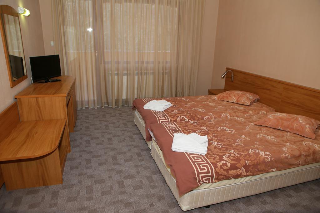Family Prim Hotel Sandanski Buitenkant foto