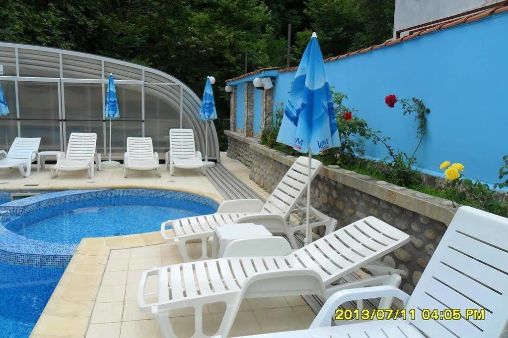 Family Prim Hotel Sandanski Buitenkant foto